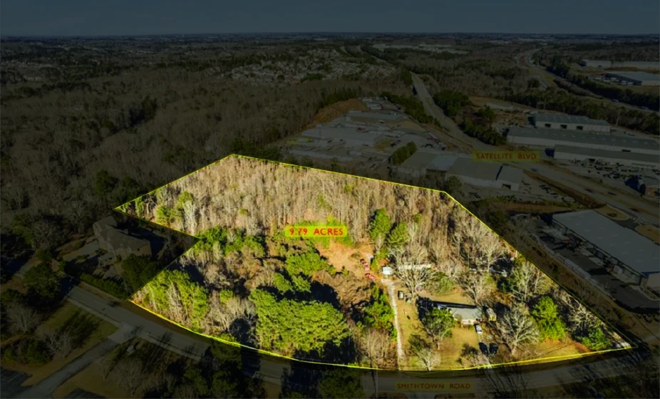 Existing MNVG aerial of the 3245 Smithtown Road site in Suwanee with the property area highlighted